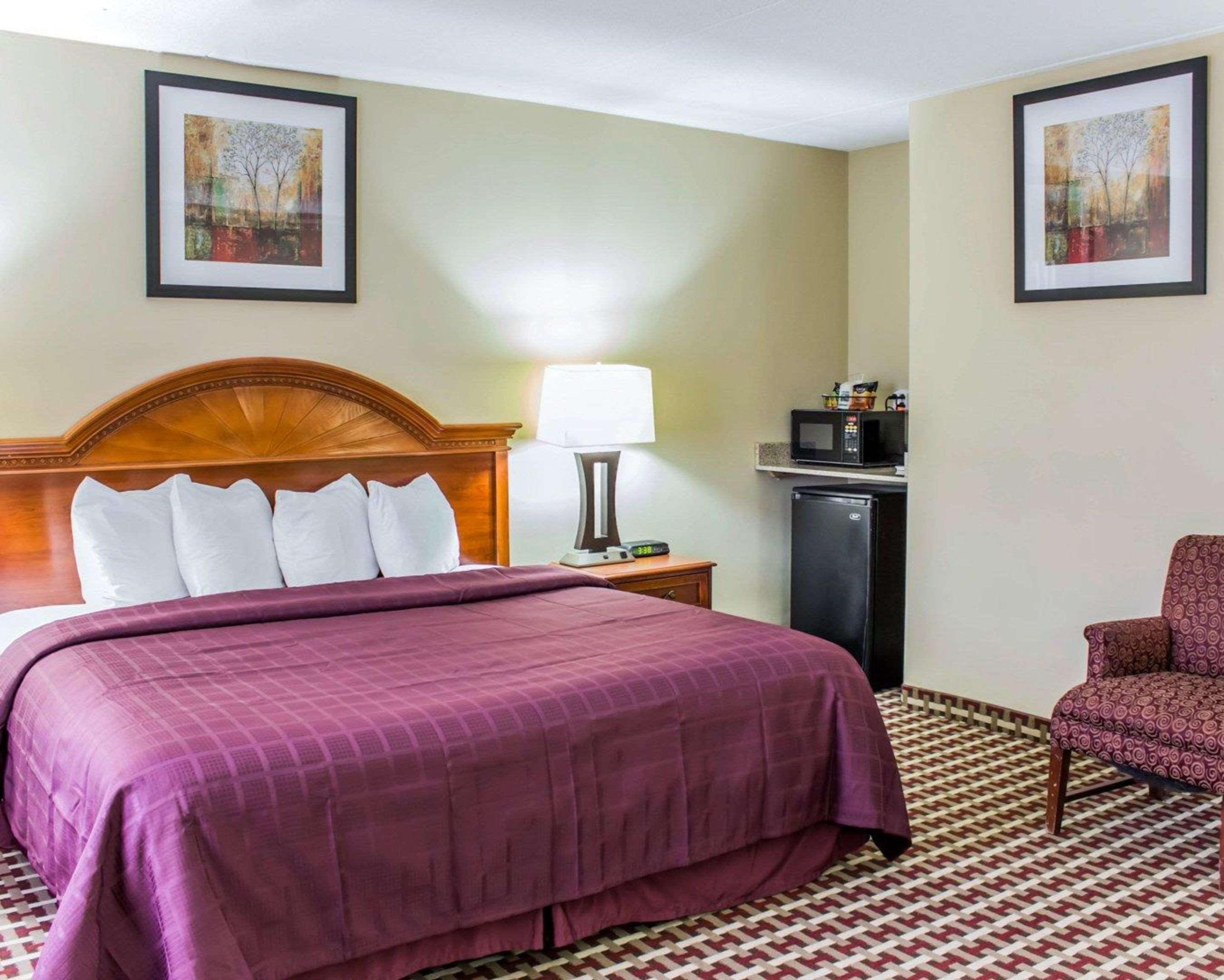 Quality Inn & Suites Fayetteville Esterno foto