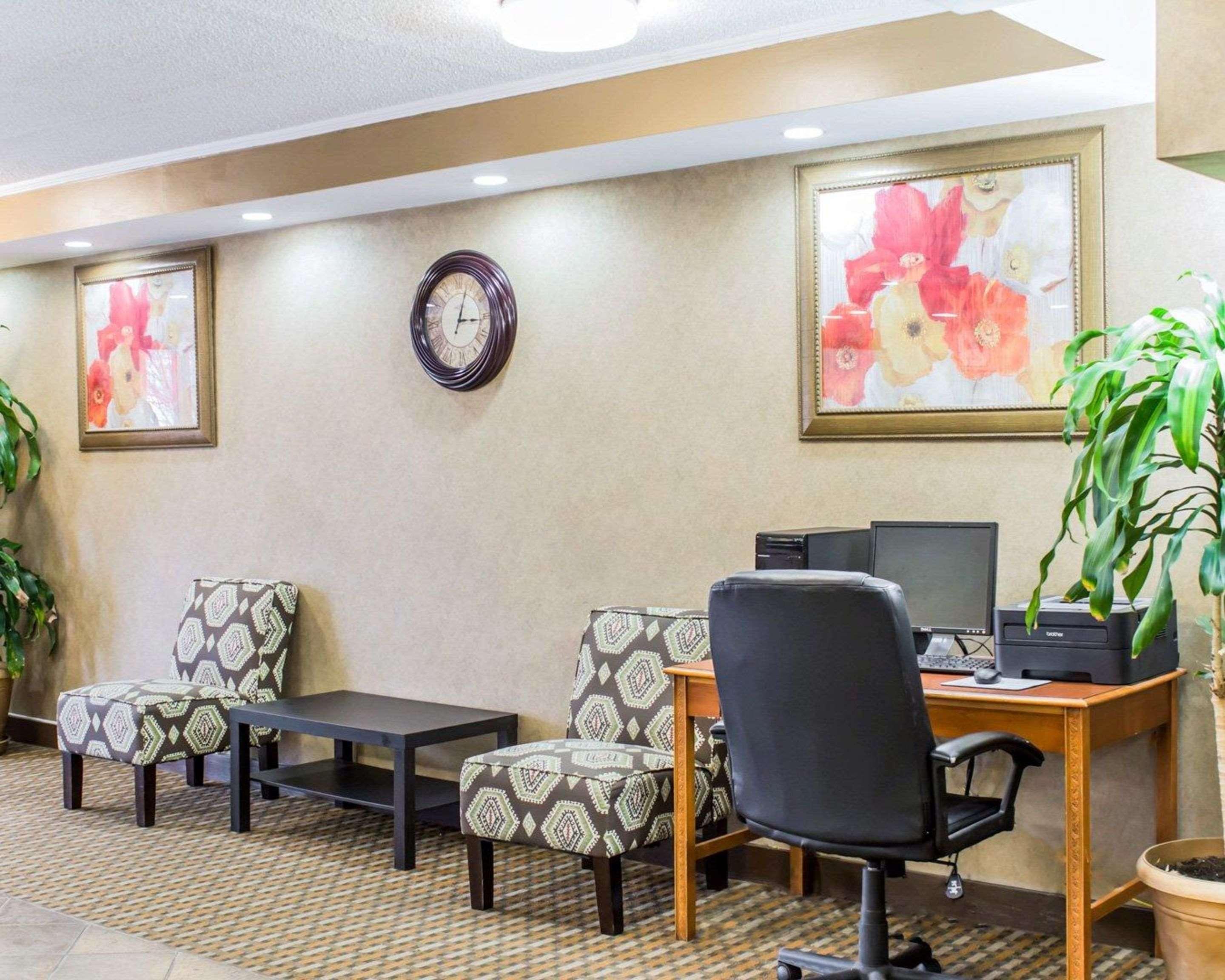 Quality Inn & Suites Fayetteville Esterno foto