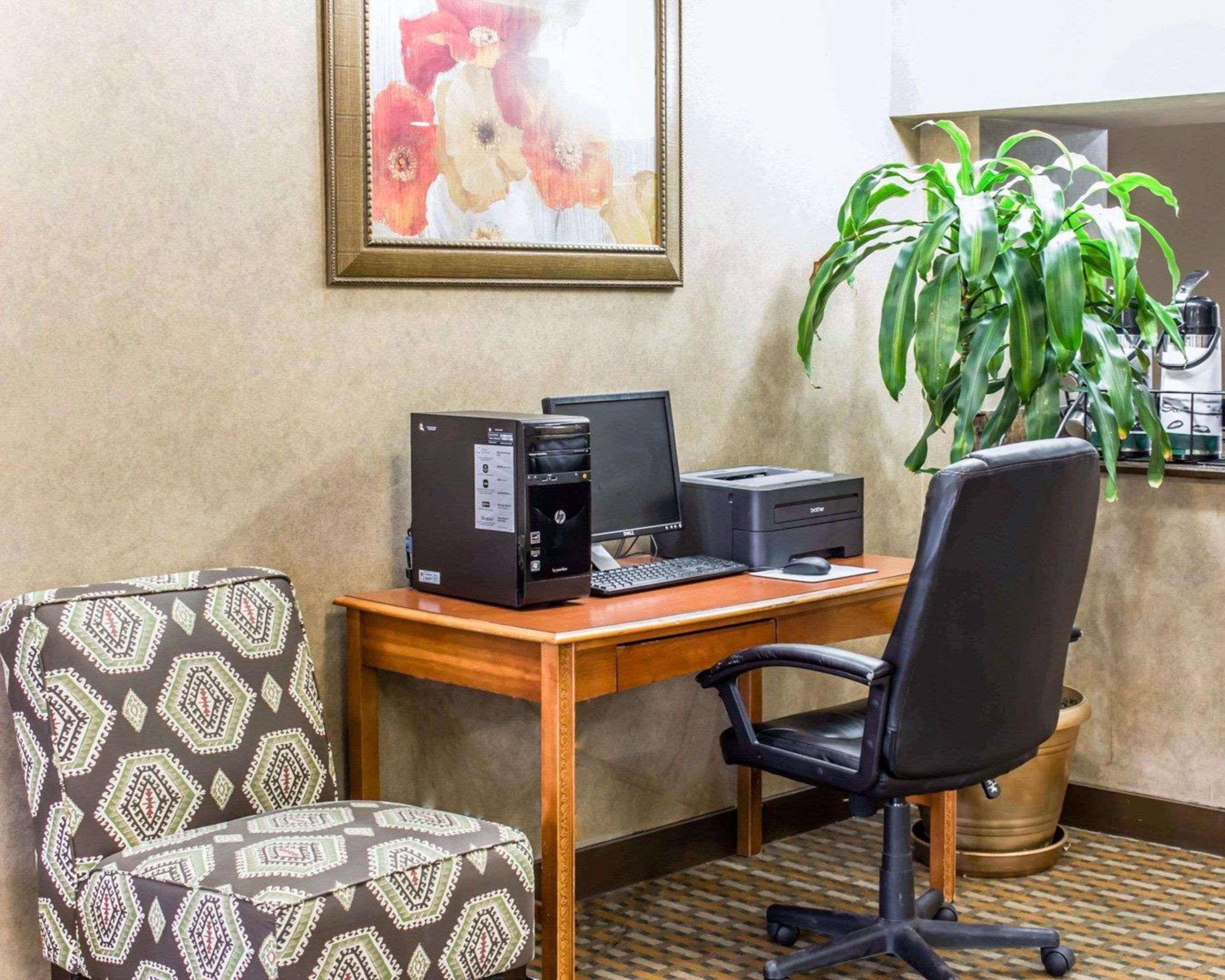 Quality Inn & Suites Fayetteville Esterno foto