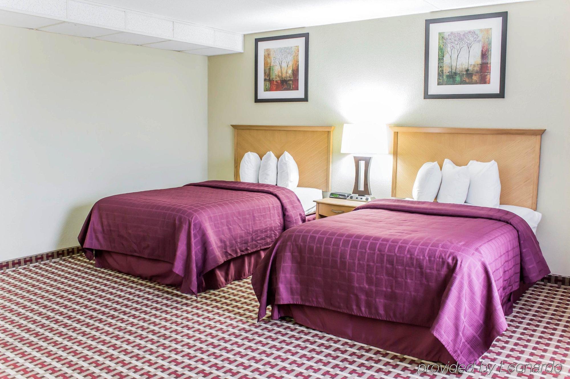 Quality Inn & Suites Fayetteville Esterno foto