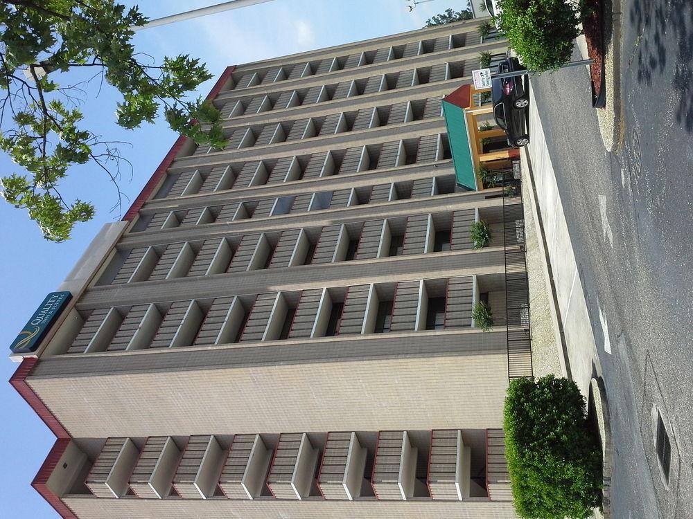 Quality Inn & Suites Fayetteville Esterno foto