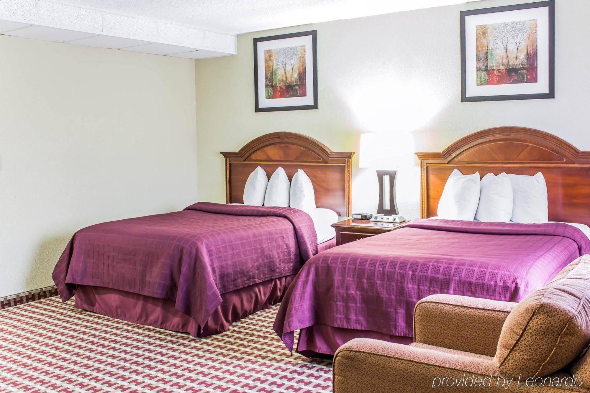 Quality Inn & Suites Fayetteville Esterno foto